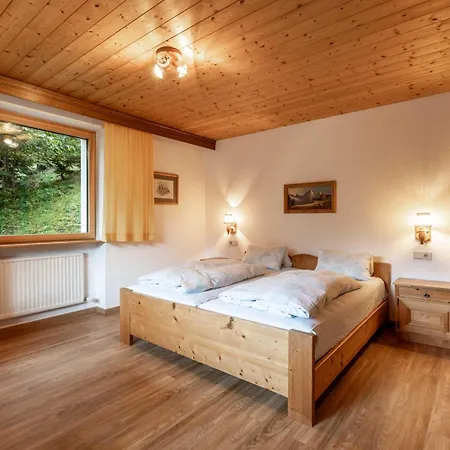 Haus Weinberg * Pettneu am Arlberg