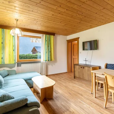 Haus Weinberg Apartment Pettneu am Arlberg