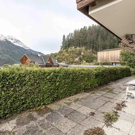 Haus Weinberg * Pettneu am Arlberg